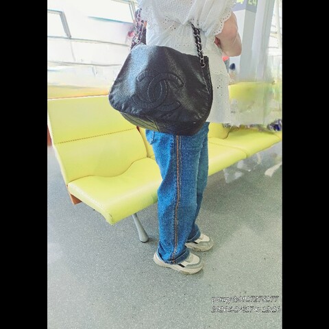 CHANEL 98新2way單肩側背／流浪背／浮雕雙C銀色皮穿鏈機場包