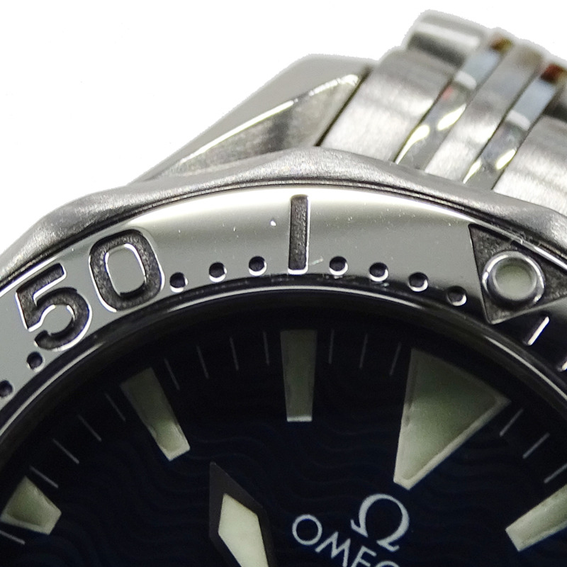 歐米茄海馬系列 2584.80 女士腕錶，300 公尺防水，雅克馬約爾日期顯示，石英機芯，QZ 不銹鋼錶殼，銀色海軍藍錶盤，拋光處理-6