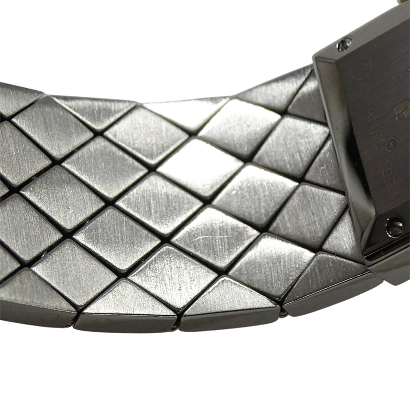 香奈兒女士絎縫石英腕錶，QZ系列不鏽鋼、金色和黃金材質，H0475，方形，拋光-9