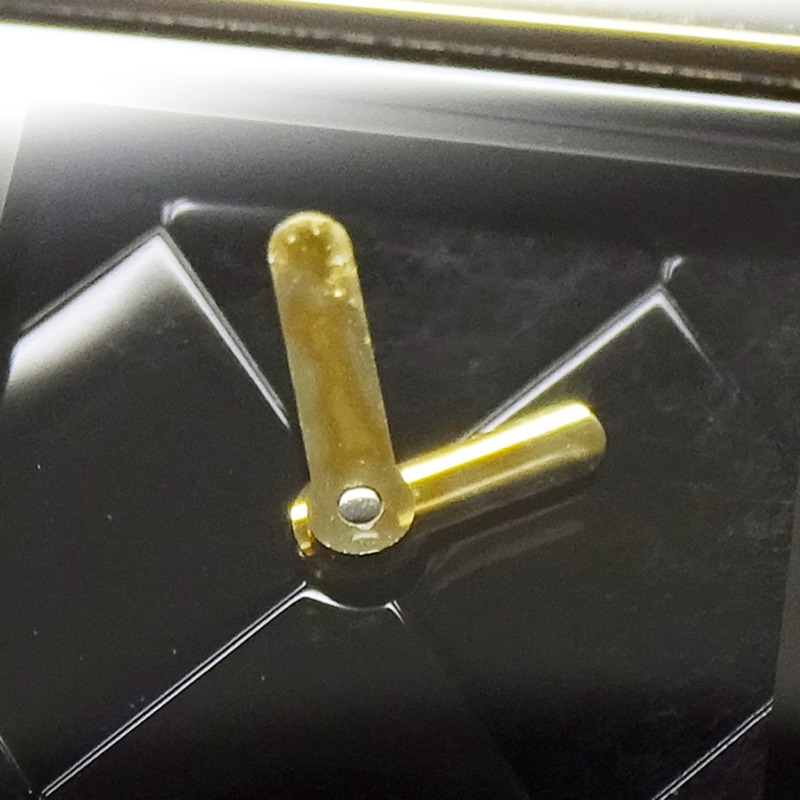 香奈兒女士絎縫石英腕錶，QZ系列不鏽鋼、金色和黃金材質，H0475，方形，拋光-13