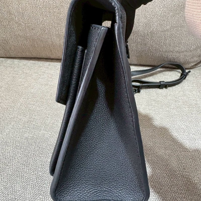 LV Mylockme BB黑色牛皮單肩斜挎包-4
