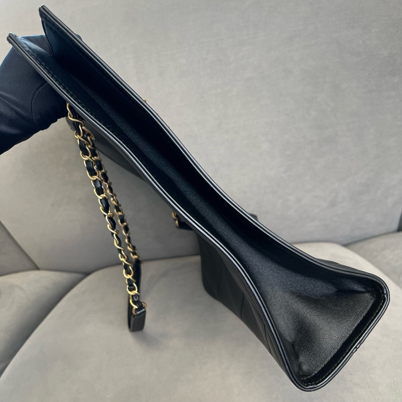 99新香奈兒Chanel 黑金tote芯片款-10