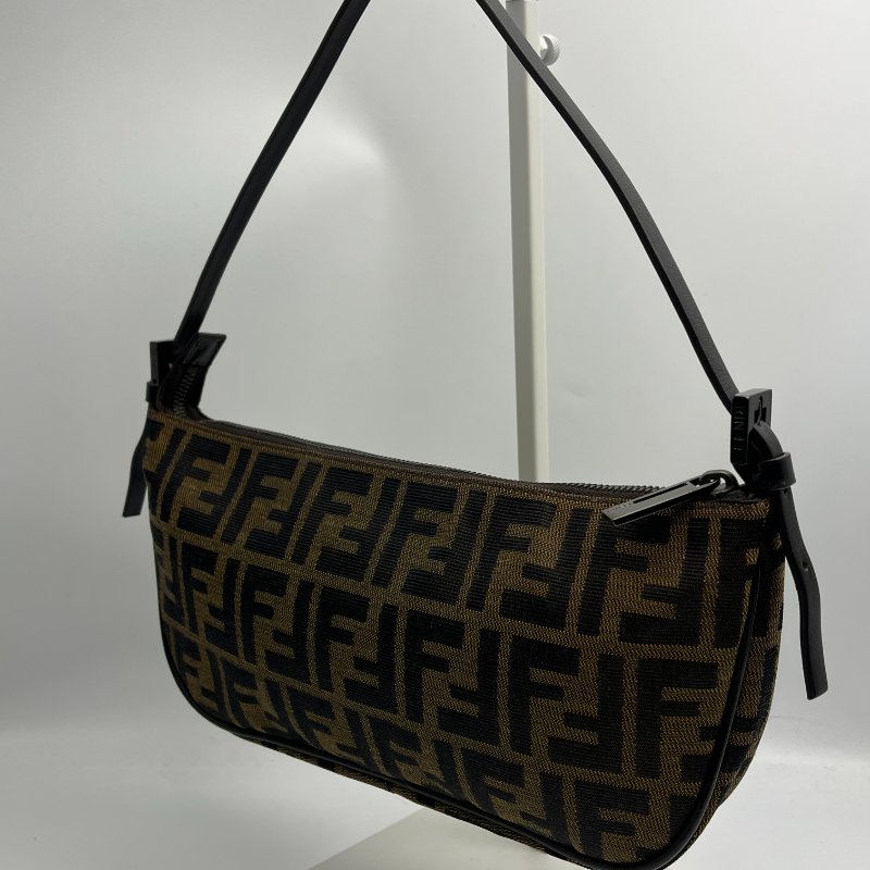 🏷Fendi老花漁夫包-5