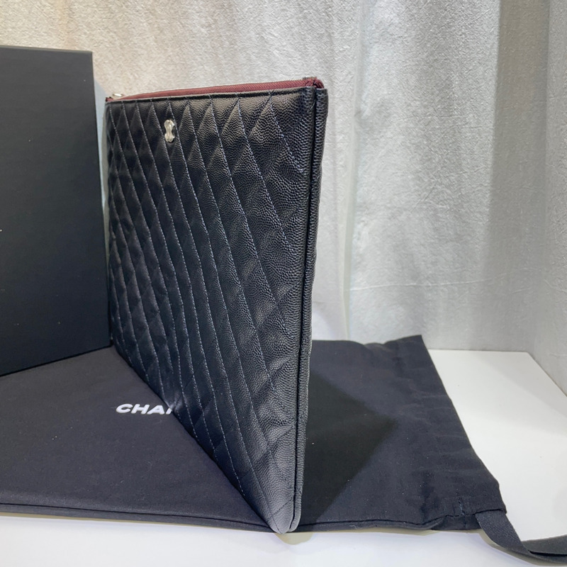 【包稅】CHANEL 經典魚子醬大黑色銀色手拿包 A82552-3