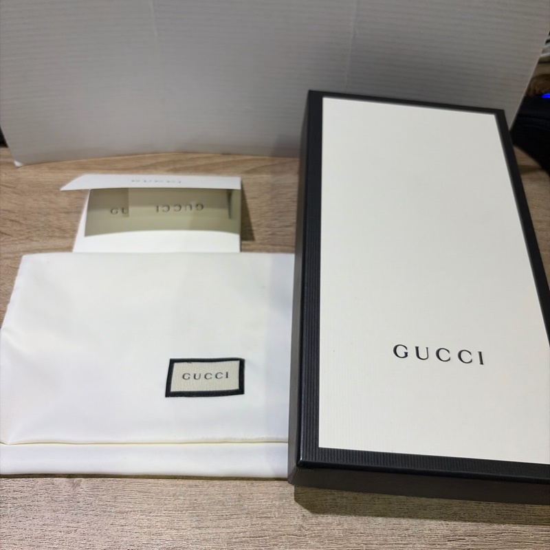 GUCCi經典壓紋牛皮翻蓋長夾 （黑色）-17