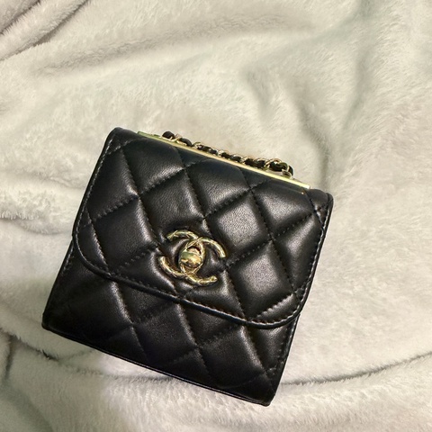 Chanel trendy cc mini浮雕logo款 極少見
