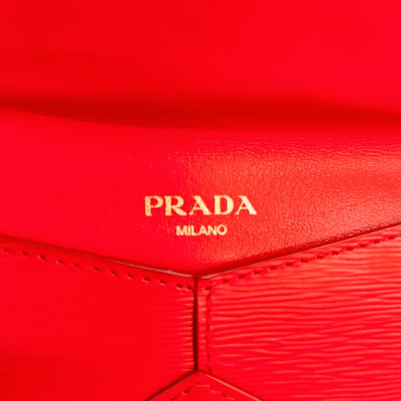 MS0501 Prada 普拉達 信封 水波紋 樹皮紋 紅色 金扣  Envelope Vitello Move Red x GHW-10