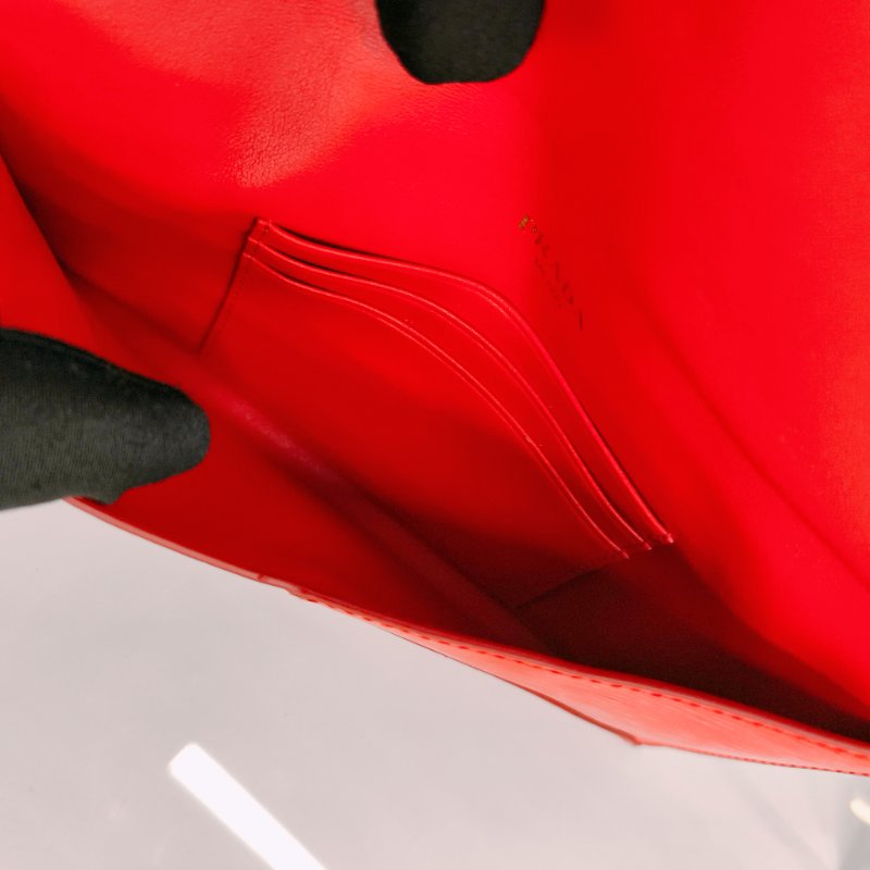 MS0501 Prada 普拉達 信封 水波紋 樹皮紋 紅色 金扣  Envelope Vitello Move Red x GHW-11