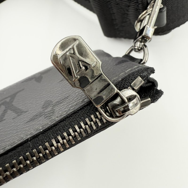 Louis Vuitton - 黑灰原花Trio黑武士三合一郵差包-15