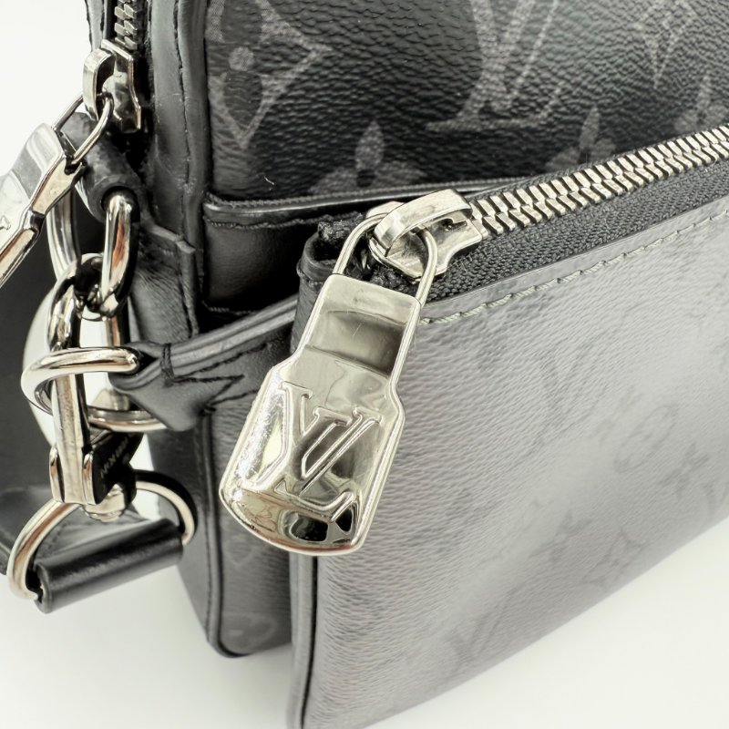 Louis Vuitton - 黑灰原花Trio黑武士三合一郵差包-16