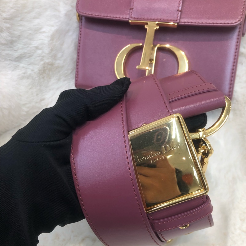 Dior 棗紅色蒙田相機袋  XC195-6