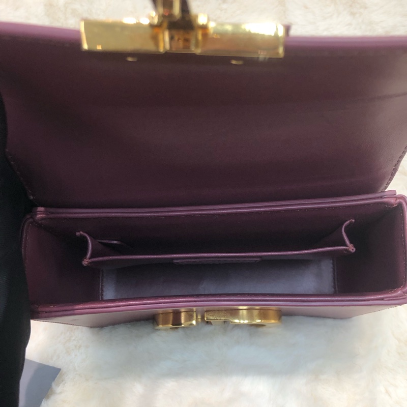 Dior 棗紅色蒙田相機袋  XC195-19