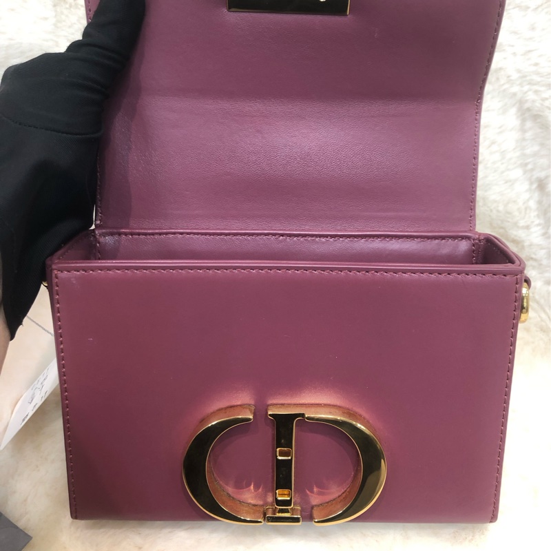 Dior 棗紅色蒙田相機袋  XC195-21