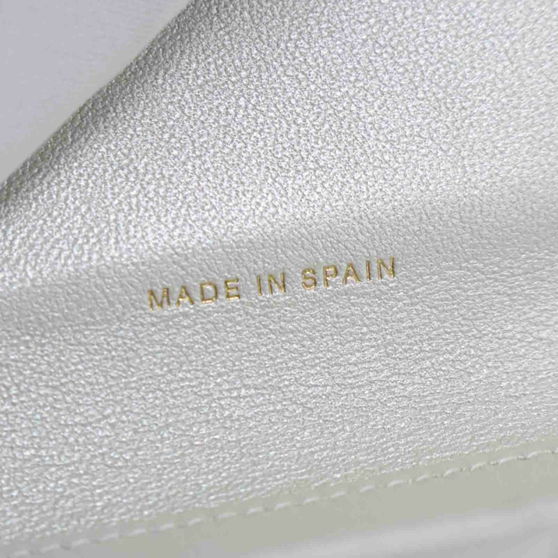 銀色 菱格紋 羊皮 扣式 短夾【CHANEL 香奈兒】-8