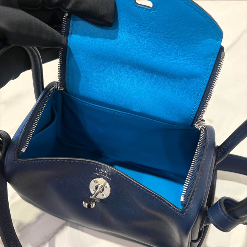 Hermes寶石藍Swift銀扣mini Lindy-1