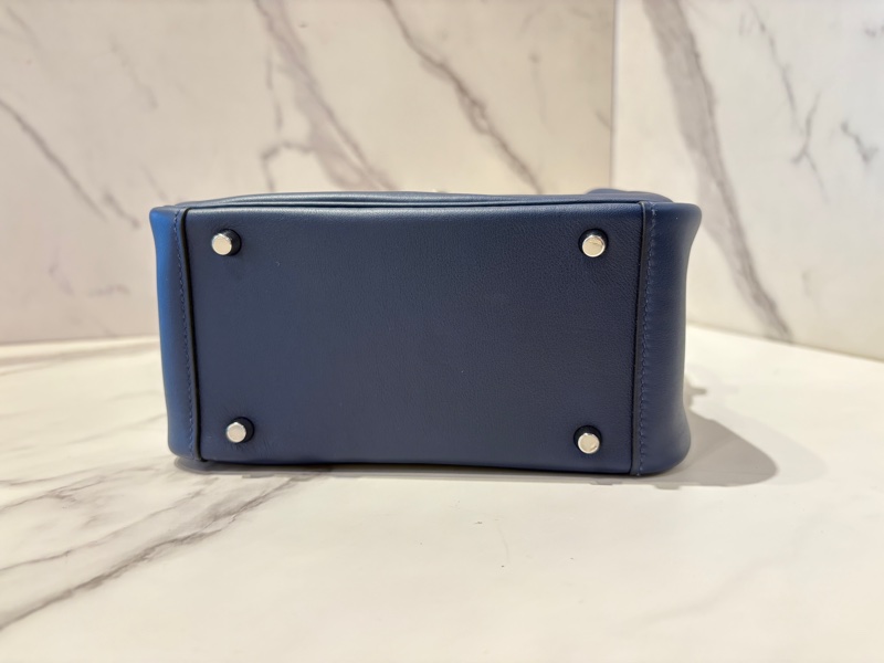 Hermes寶石藍Swift銀扣mini Lindy-8