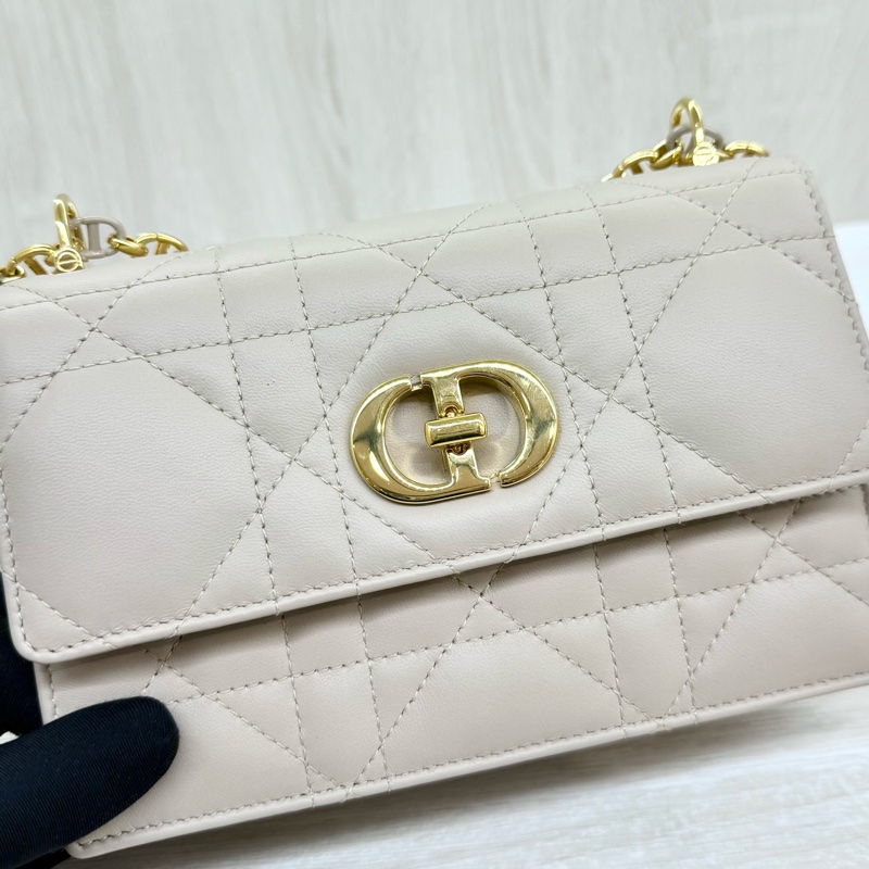 DIOR淡米色羊皮金釦MISS Caro側背包S5169UDAX-19