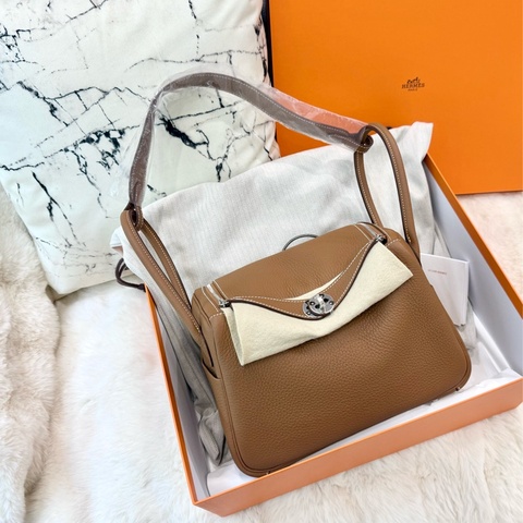 HERMES 37color棕T/C皮K刻銀釦LINDY26/H073428