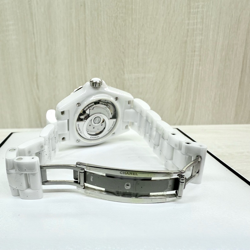 CHANEL白陶瓷12點鑽CALIBER 38MM J12機芯腕錶H5705-6