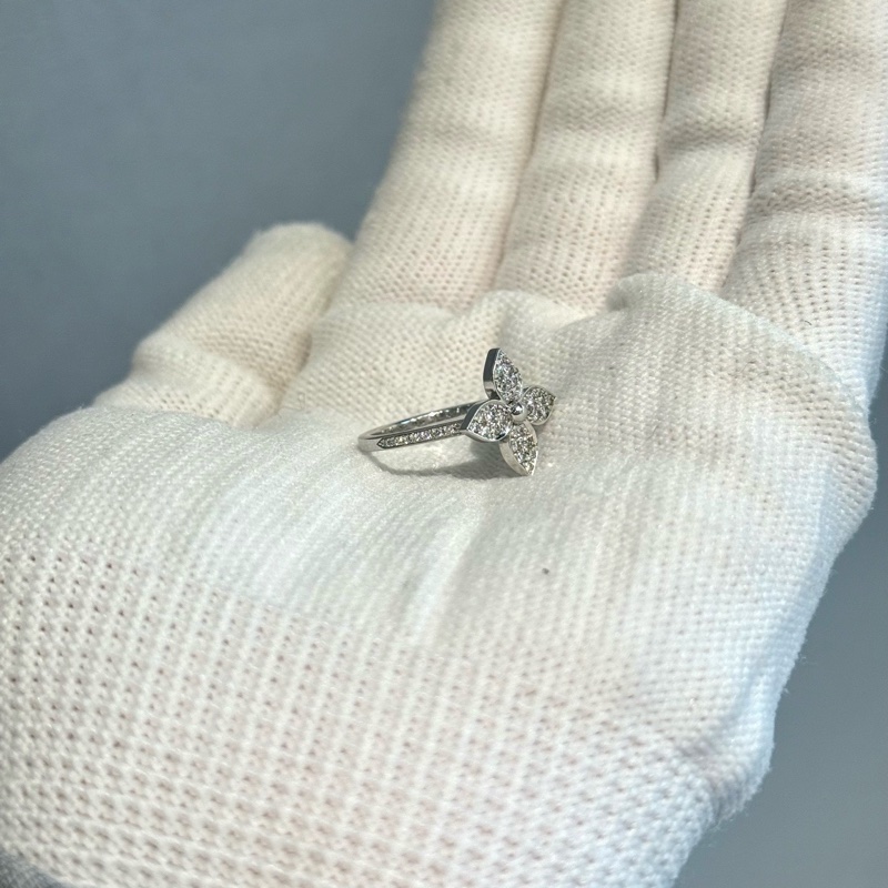 LV Star Blossom18k金滿鑽四葉草戒指 尺寸51-4