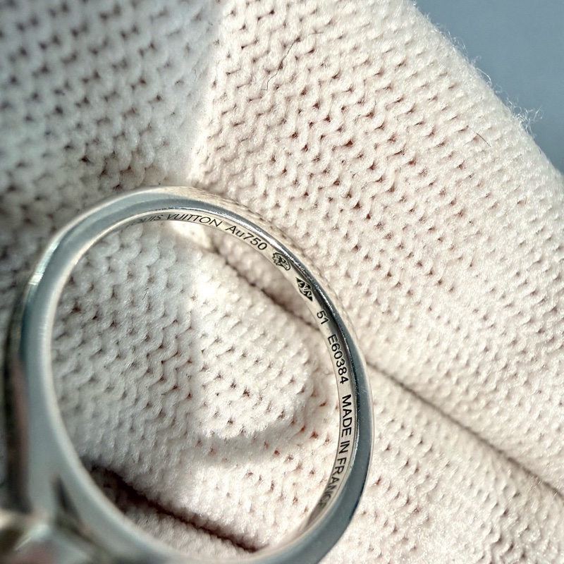 LV Star Blossom18k金滿鑽四葉草戒指 尺寸51-9