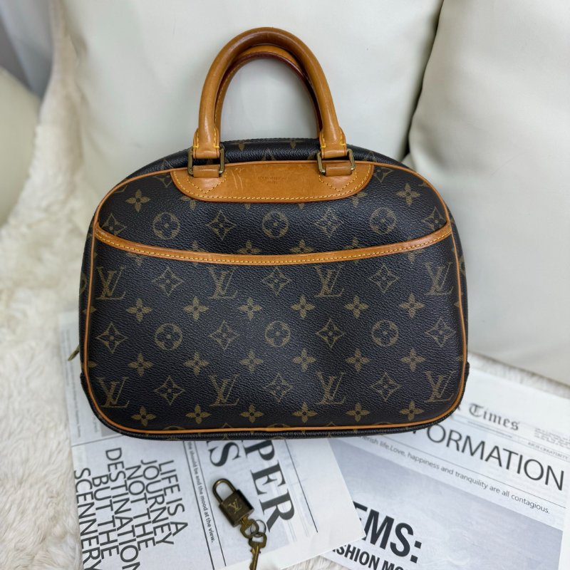 LV TROUVILLE 小號 珍妮包-0