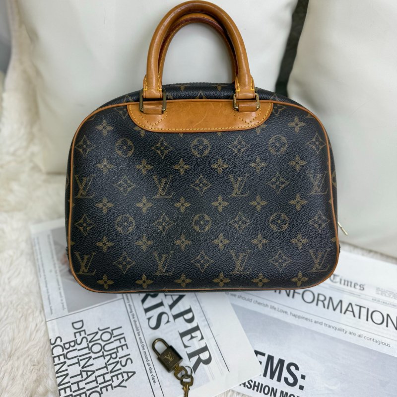LV TROUVILLE 小號 珍妮包-1