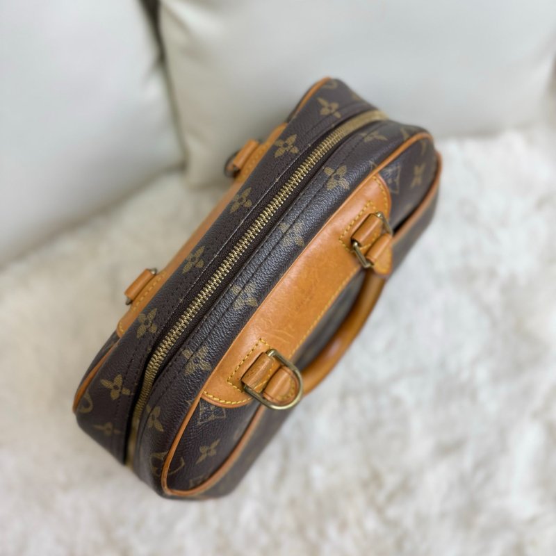 LV TROUVILLE 小號 珍妮包-4