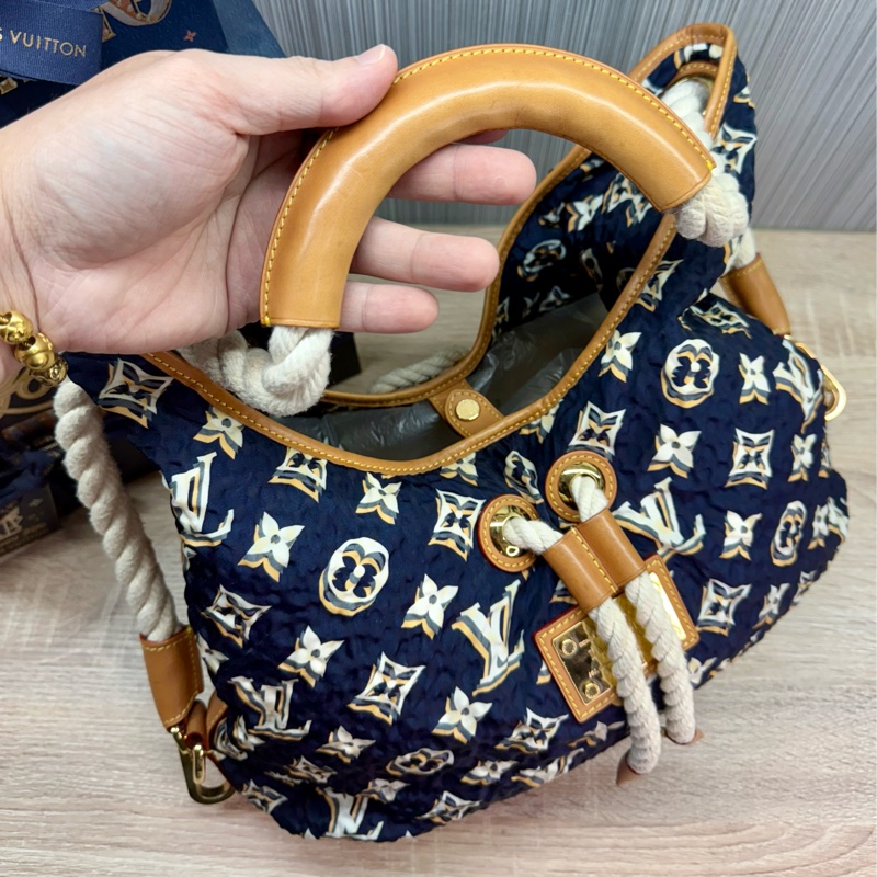 LV M40235 Bulles MM HOBO限量稀有絕版海軍藍郵輪幻影繩結包-14