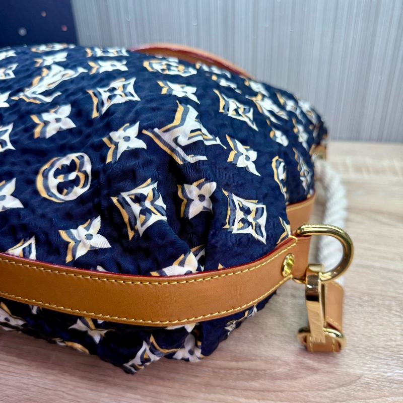 LV M40235 Bulles MM HOBO限量稀有絕版海軍藍郵輪幻影繩結包-19