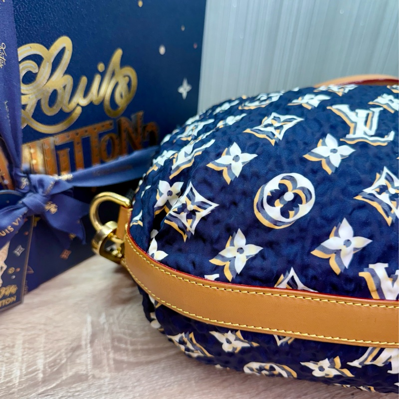 LV M40235 Bulles MM HOBO限量稀有絕版海軍藍郵輪幻影繩結包-20