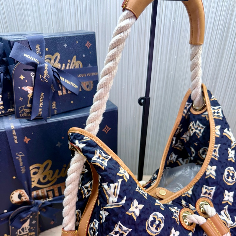 LV M40235 Bulles MM HOBO限量稀有絕版海軍藍郵輪幻影繩結包-21