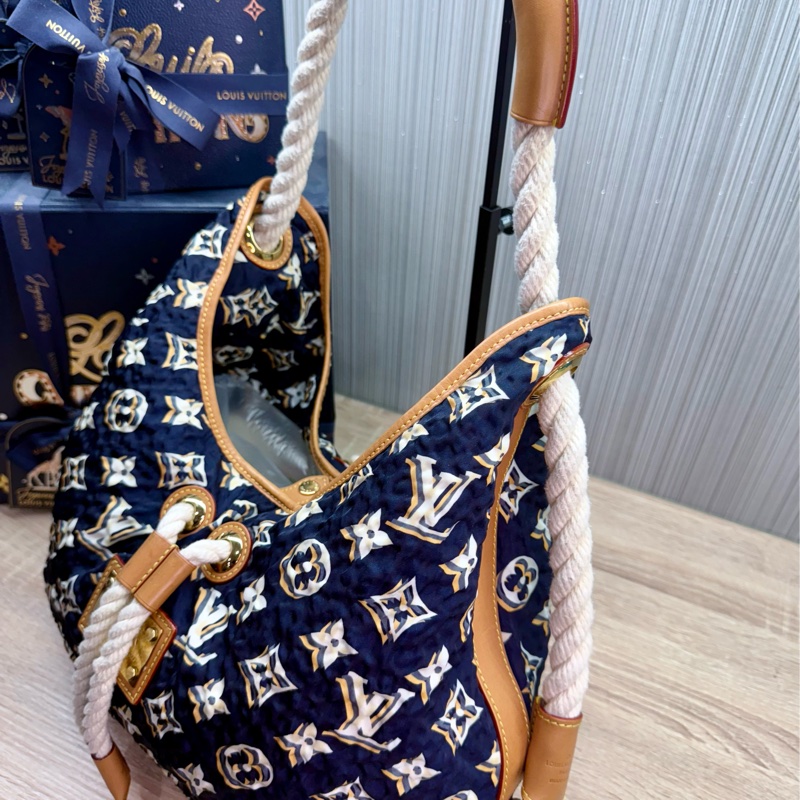 LV M40235 Bulles MM HOBO限量稀有絕版海軍藍郵輪幻影繩結包-22