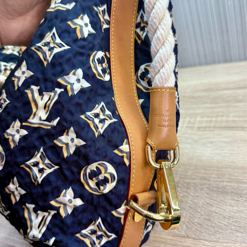 LV M40235 Bulles MM HOBO限量稀有絕版海軍藍郵輪幻影繩結包-25