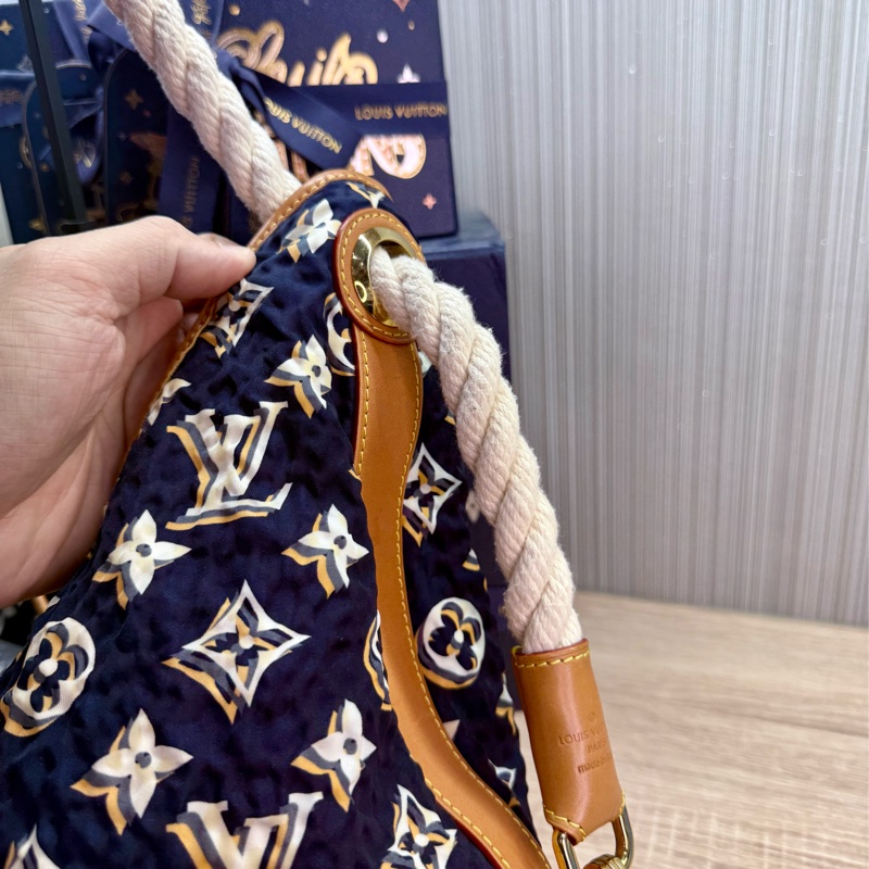 LV M40235 Bulles MM HOBO限量稀有絕版海軍藍郵輪幻影繩結包-28