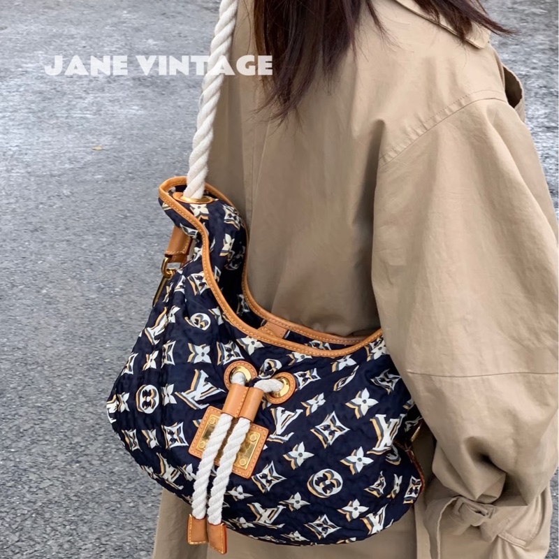 LV M40235 Bulles MM HOBO限量稀有絕版海軍藍郵輪幻影繩結包-48