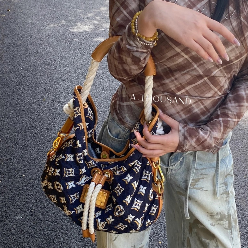 LV M40235 Bulles MM HOBO限量稀有絕版海軍藍郵輪幻影繩結包-53