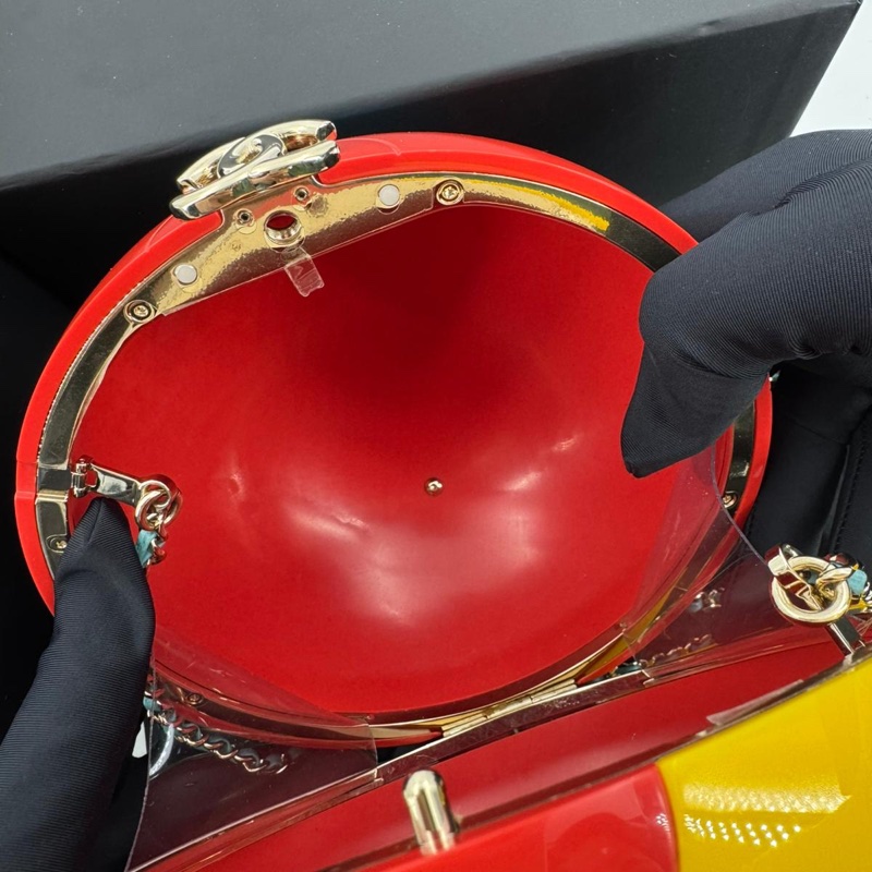 Chanel 19S Lucite Red Yellow Blue & White Beach Ball Bag with Gold Hardware-6