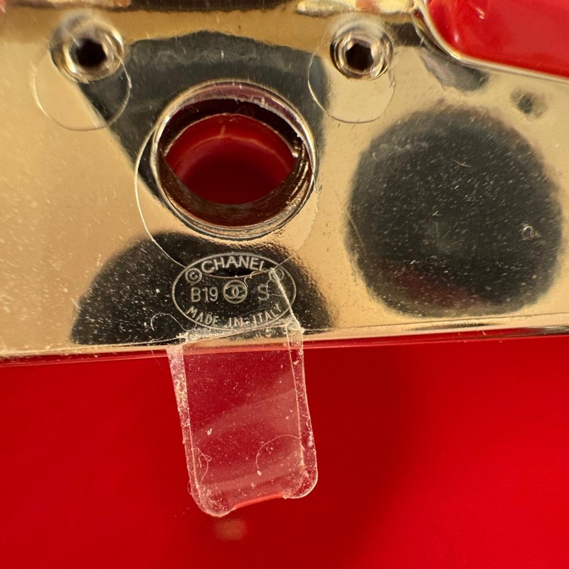 Chanel 19S Lucite Red Yellow Blue & White Beach Ball Bag with Gold Hardware-12