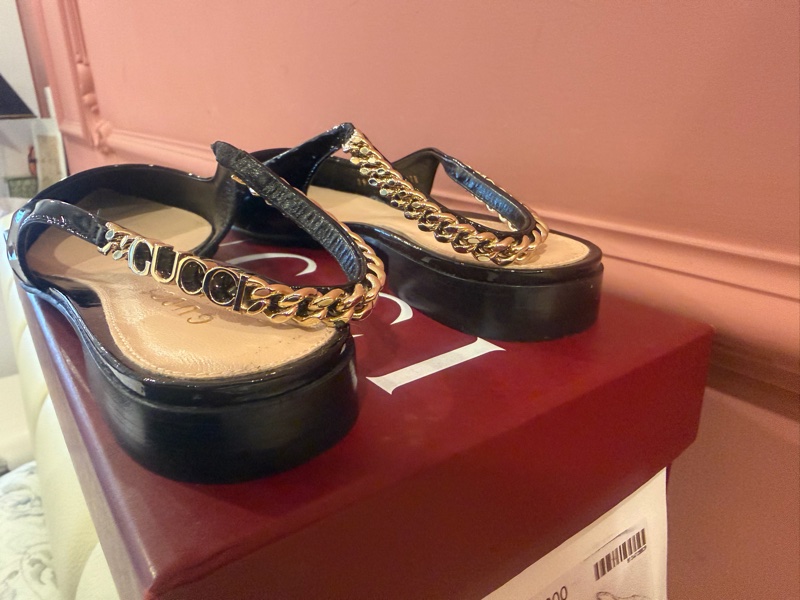 【私藏出清】正品經典🖤Gucci 漆皮金屬鍊帶露跟鞋✨ (Slingback Pumps)-15