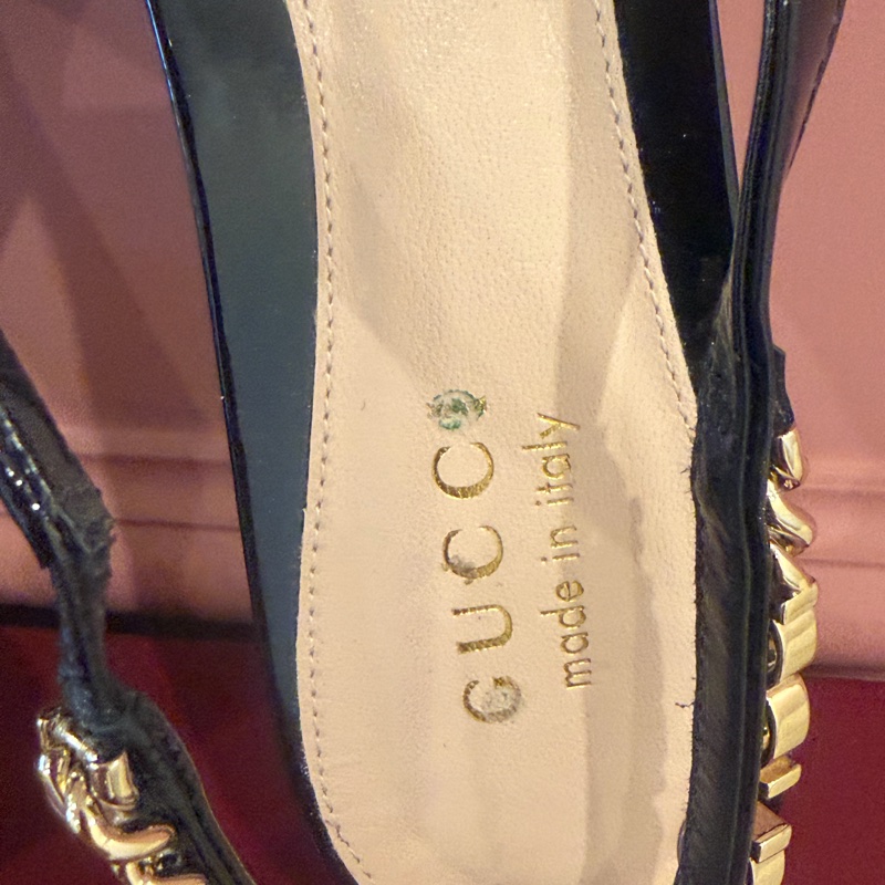 【私藏出清】正品經典🖤Gucci 漆皮金屬鍊帶露跟鞋✨ (Slingback Pumps)-24