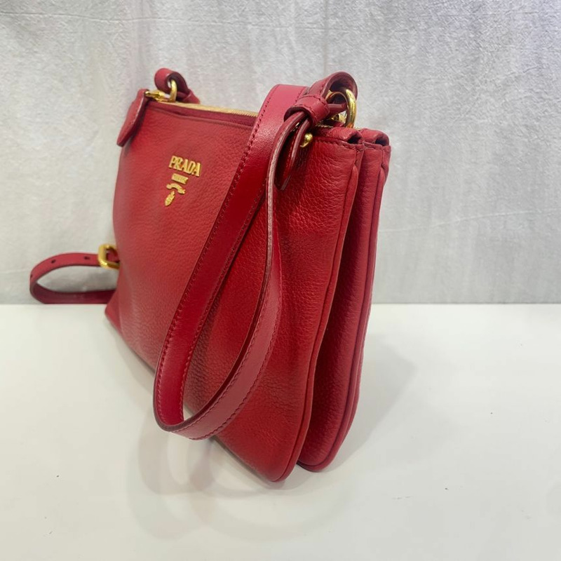 【包稅】PRADA 1BH046 Vitello Daino 雙拉鍊斜背包-3