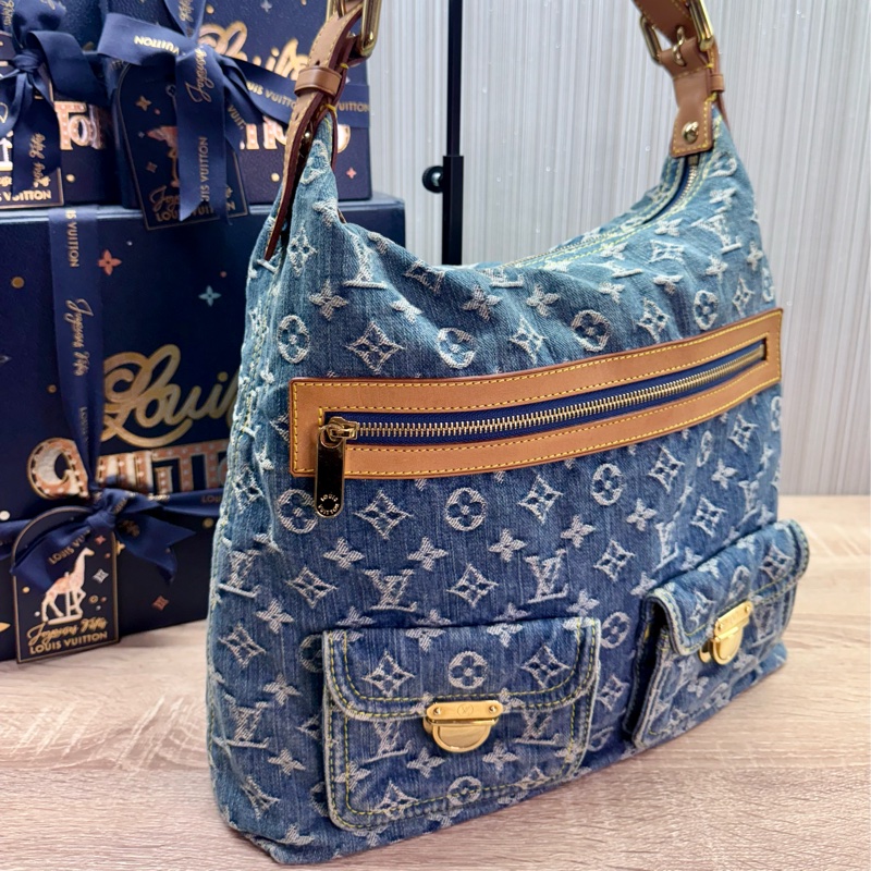 LV M95048 Baggy Denim Hobo GM 藍色丹寧牛仔肩背包-4