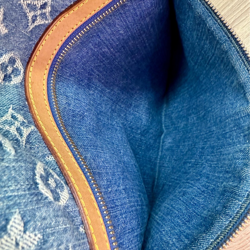 LV M95048 Baggy Denim Hobo GM 藍色丹寧牛仔肩背包-12
