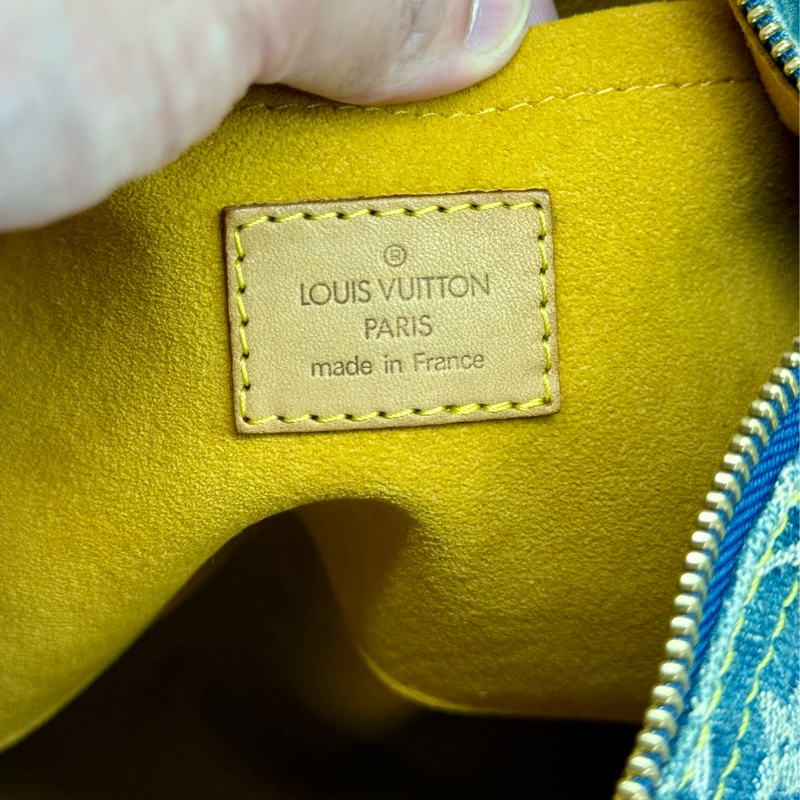 LV M95048 Baggy Denim Hobo GM 藍色丹寧牛仔肩背包-32