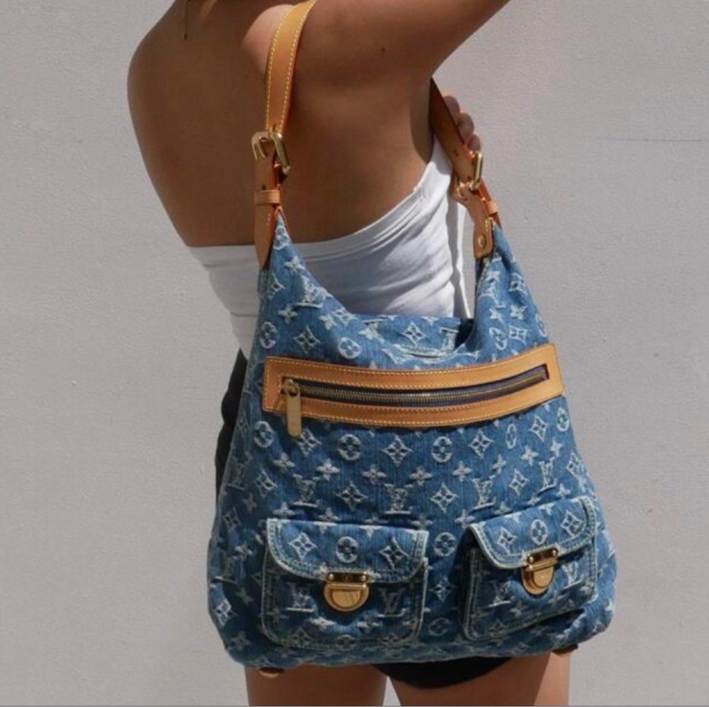 LV M95048 Baggy Denim Hobo GM 藍色丹寧牛仔肩背包-35