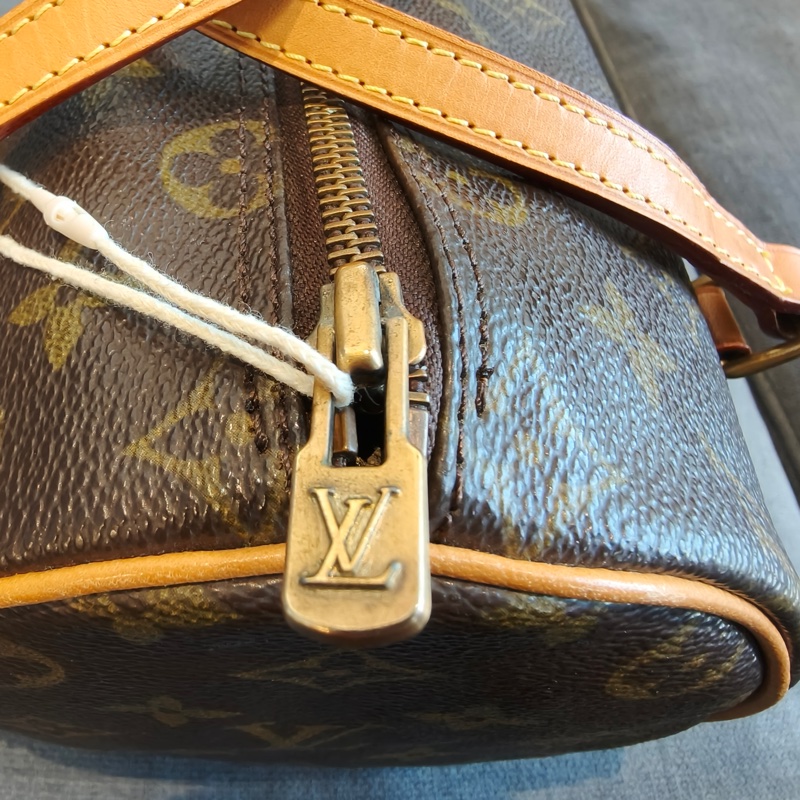 LOUIS VIUTTON 路易威登 Papillon 圓筒包 小號 老花色 塗層帆布 男女通用款 旅行包-5