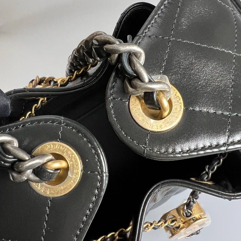 全新品 CHANEL 25BAG小號牛皮黑-12