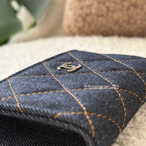 香奈兒 Chanel 26P 牛仔布走橘線 短版L卡包 全新品