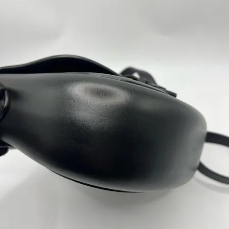 Gucci Embossed全皮压纹logo复古马鞍包 黑色很高级百搭-5